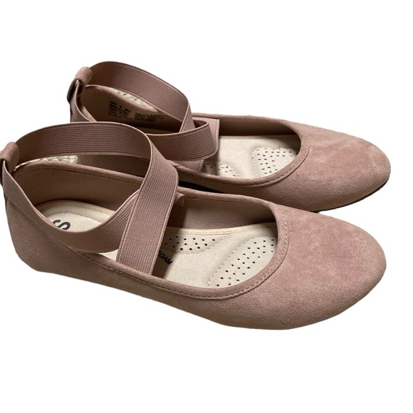 So Women’s Memory Foam Pink flats Shoes size 6 - Picture 1 of 3